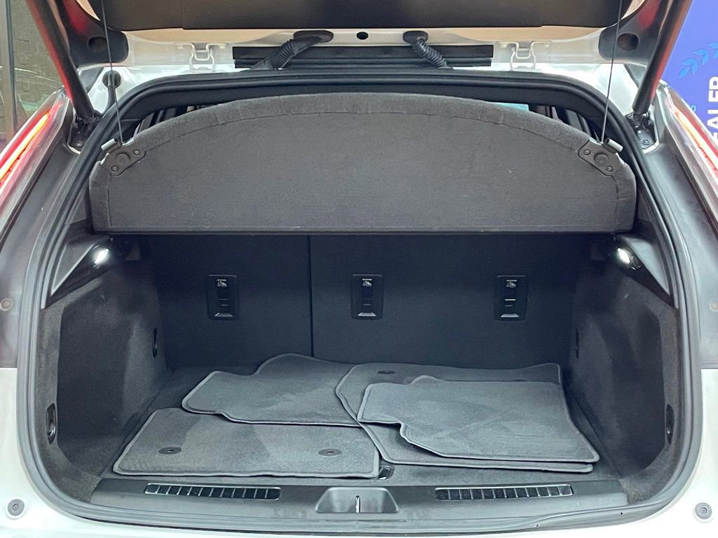 Used 2023 Cadillac XT4 Sport w/ Cold Weather Package image 22