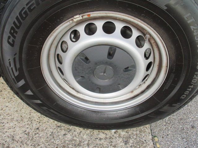 Used 2024 Mercedes-Benz Sprinter 2500 image 21