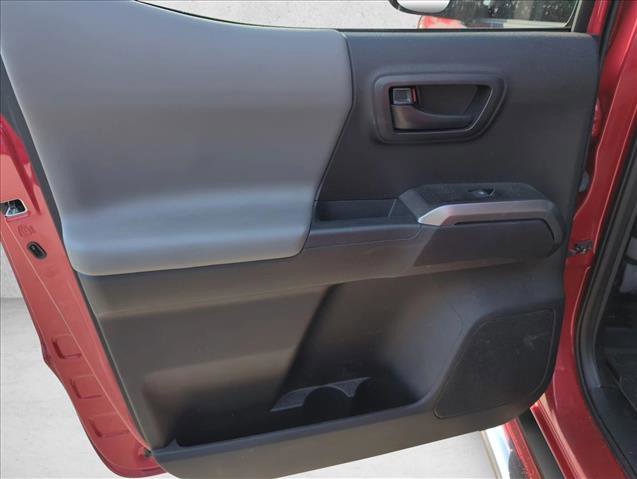 Used 2021 Toyota Tacoma SR5 RWD image 21