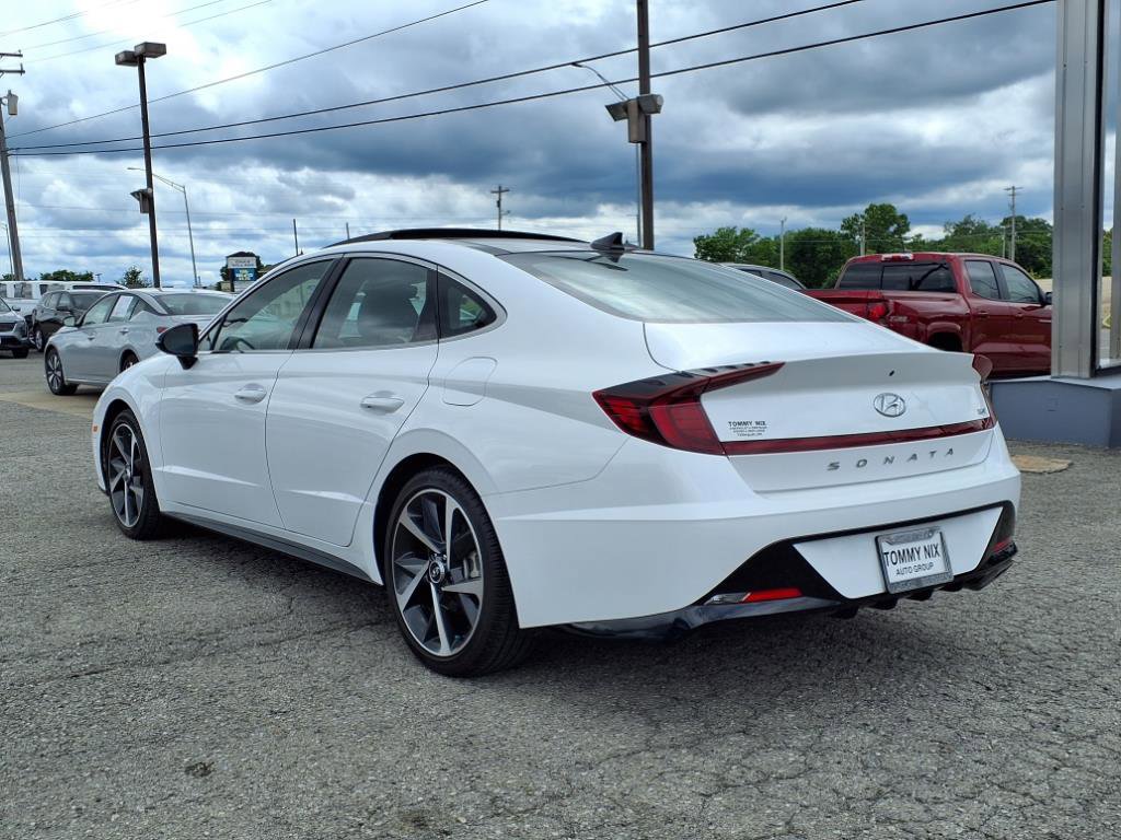 Used 2023 Hyundai Sonata SEL Plus w/ Cargo Package image 2