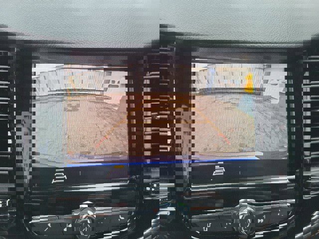 Used 2021 Chevrolet Trax LT w/ LT Convenience Package image 14