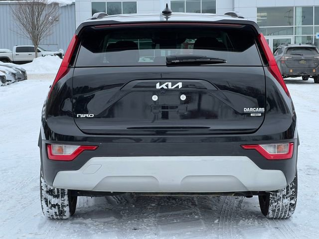 Used 2023 Kia Niro LX image 36