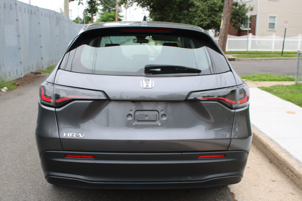 Used 2025 Honda HR-V LX image 6