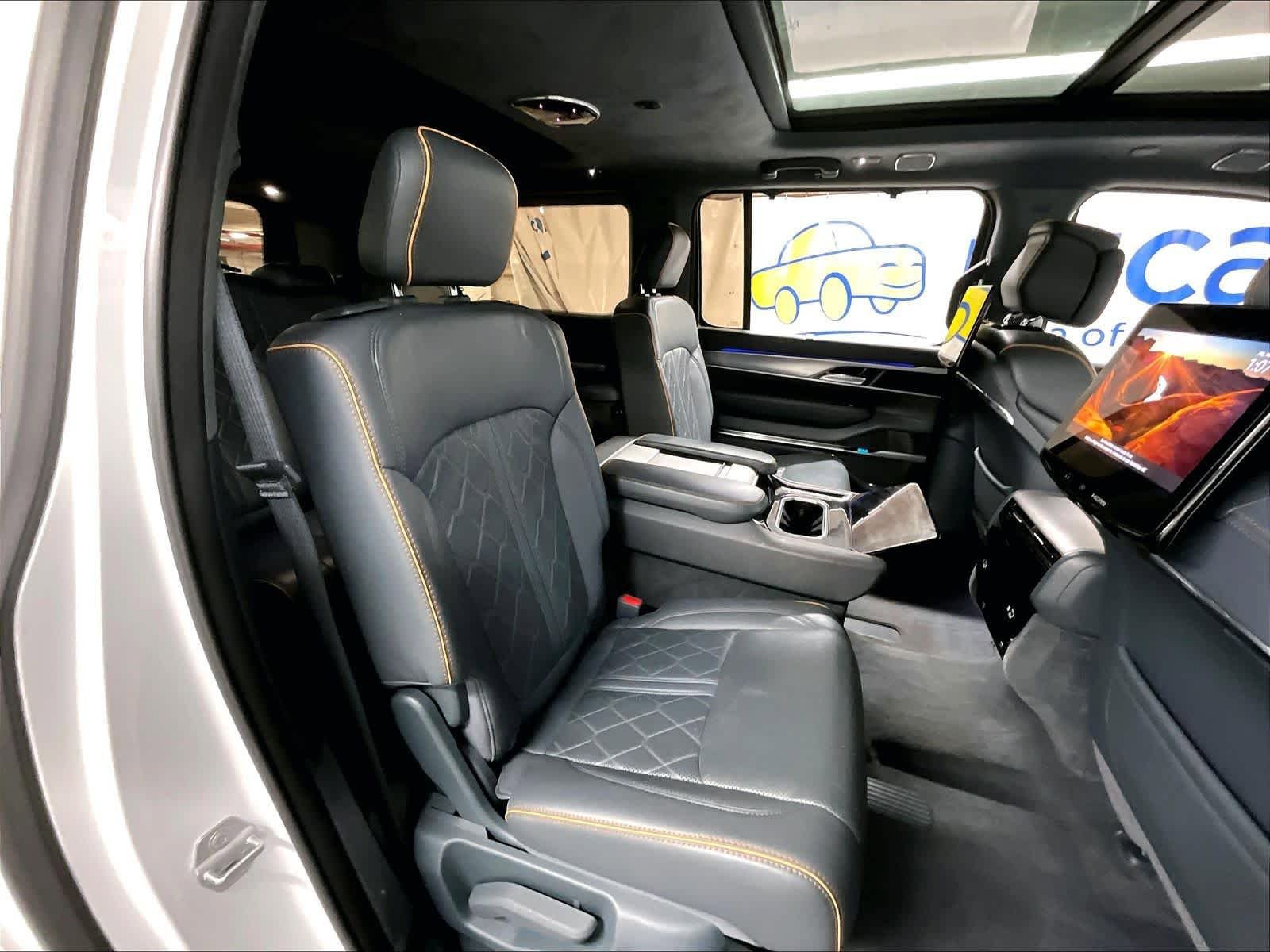 Used 2023 Jeep Grand Wagoneer L Series III w/ Rear Seat Video Group 1 image 16