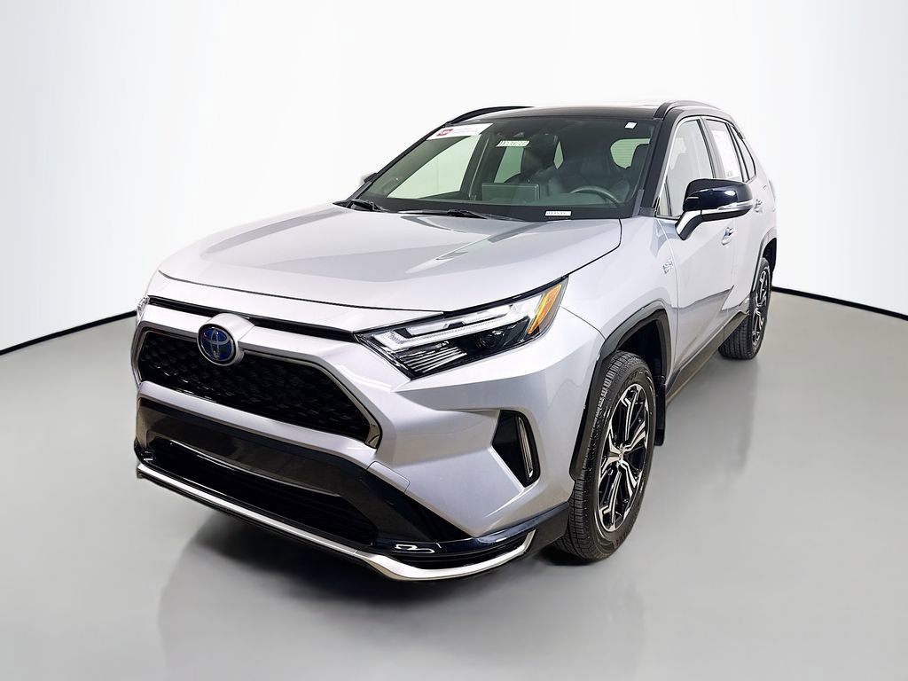 Certified 2024 Toyota RAV4 XSE w/ Weather Package AWD/4WD image 3