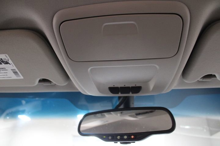 Used 2008 Chevrolet Impala SS w/ Convenience Package image 33