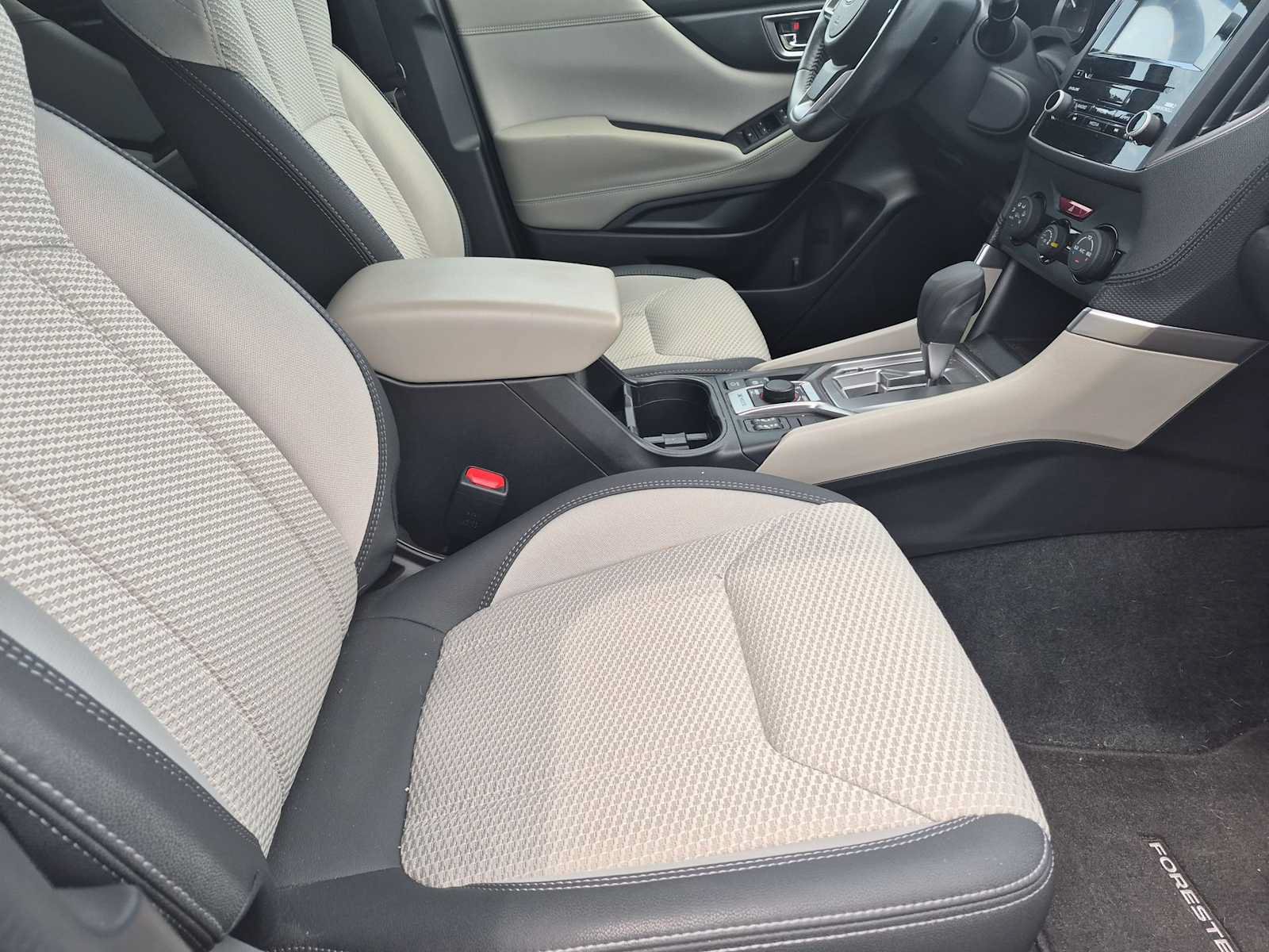 Used 2023 Subaru Forester Premium AWD/4WD image 22