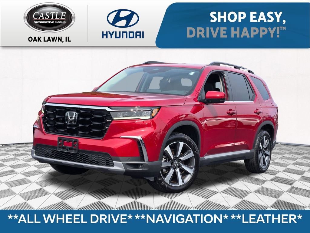 Used 2024 Honda Pilot Touring image 1