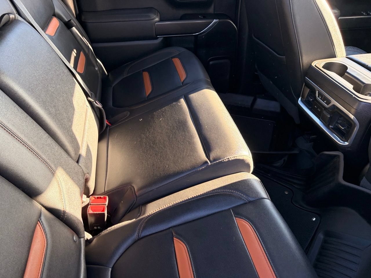 Used 2021 GMC Sierra 1500 AT4 w/ AT4 Value Package AWD/4WD image 15