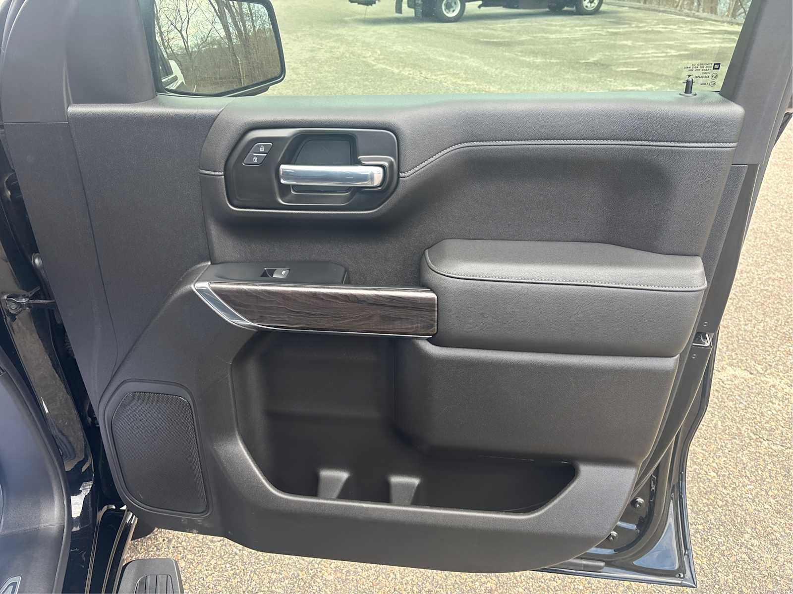 Certified 2022 Chevrolet Silverado 1500 LTZ image 22