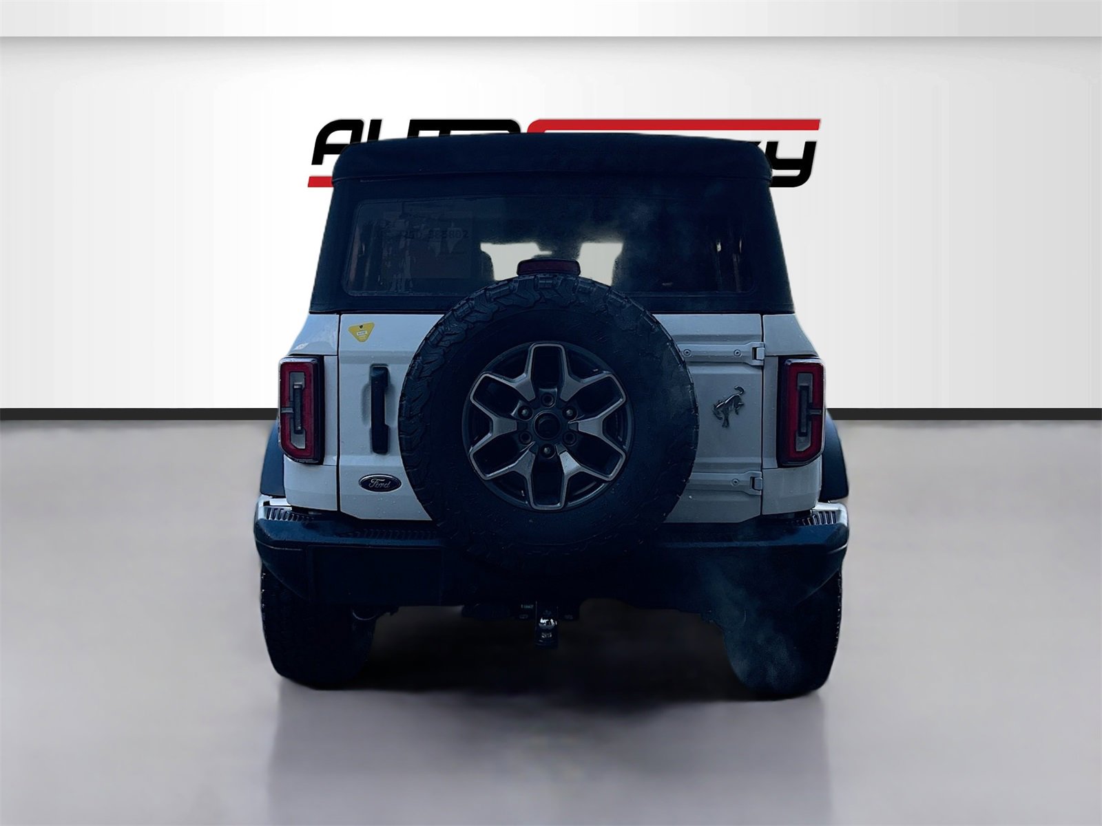 Used 2022 Ford Bronco Badlands image 6