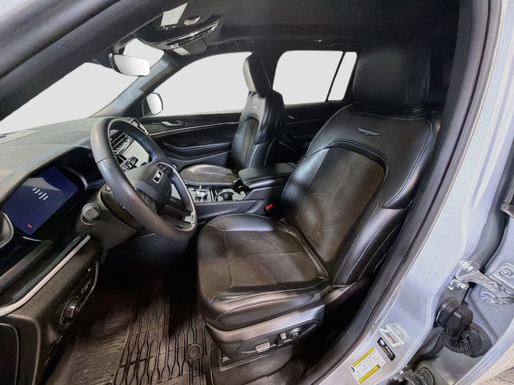 Used 2023 Jeep Grand Cherokee Trailhawk AWD/4WD image 23