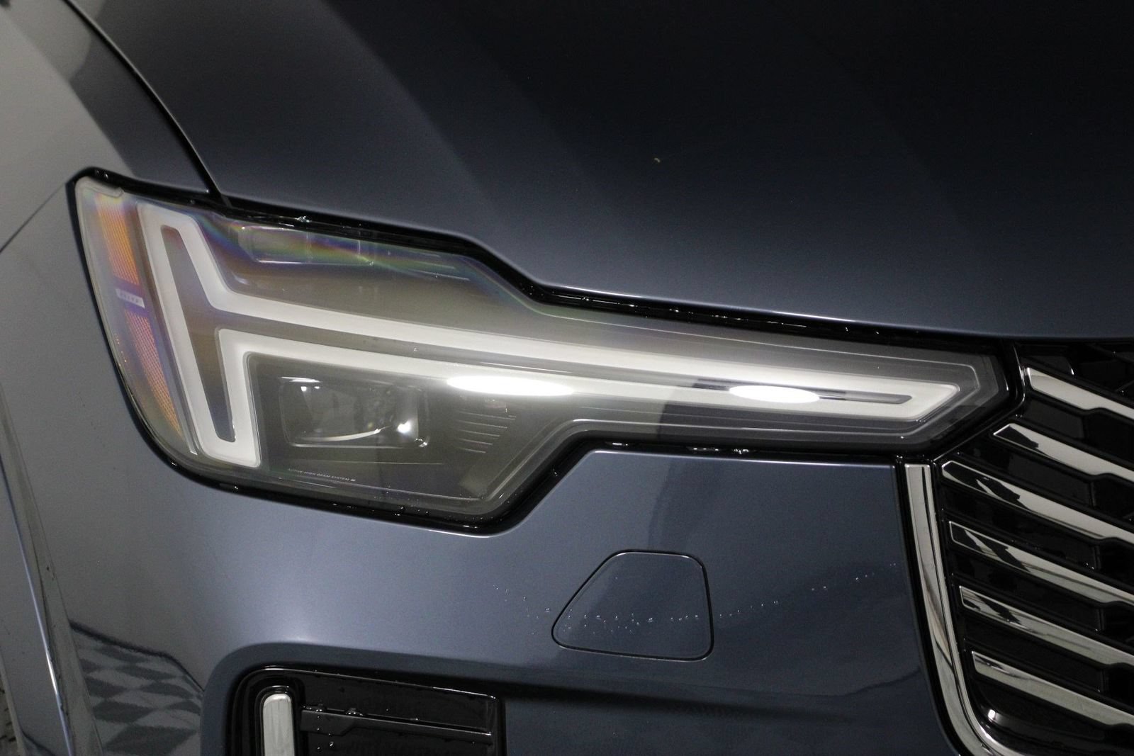 New 2026 Volvo XC90 B6 Plus AWD/4WD image 14