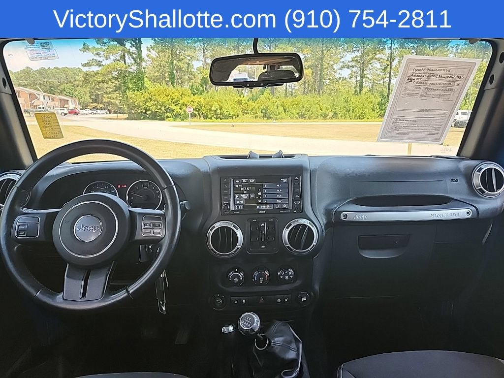 Used 2015 Jeep Wrangler Unlimited Rubicon w/ Max Tow Package AWD/4WD image 4