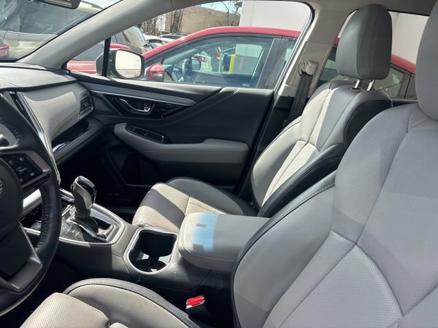 Used 2020 Subaru Outback Limited image 4