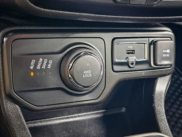 Certified 2022 Jeep Renegade Limited AWD/4WD image 28