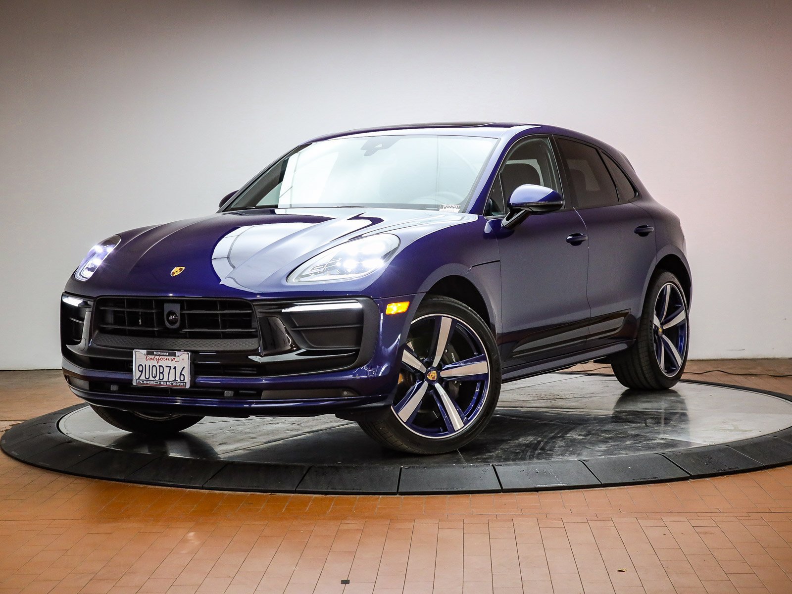 Certified 2025 Porsche Macan