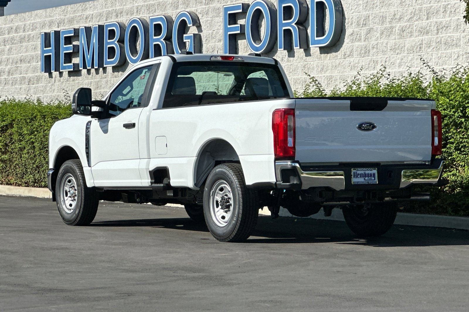 New 2026 Ford F250 XL w/ XL Chrome Package image 6