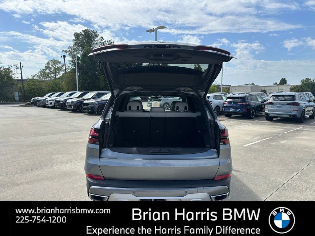 Used 2024 BMW X5 xDrive40i w/ Premium Package image 22