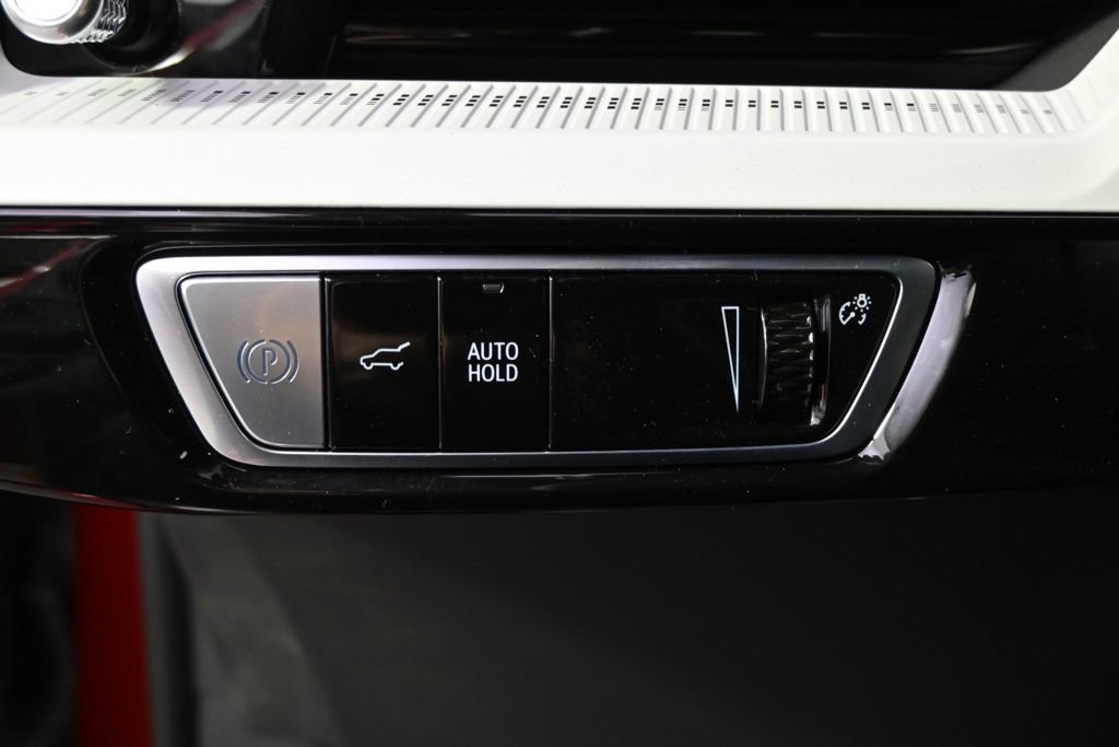 New 2026 Cadillac Optiq Sport 1 w/ LPO, Floor Liner Package AWD/4WD image 24
