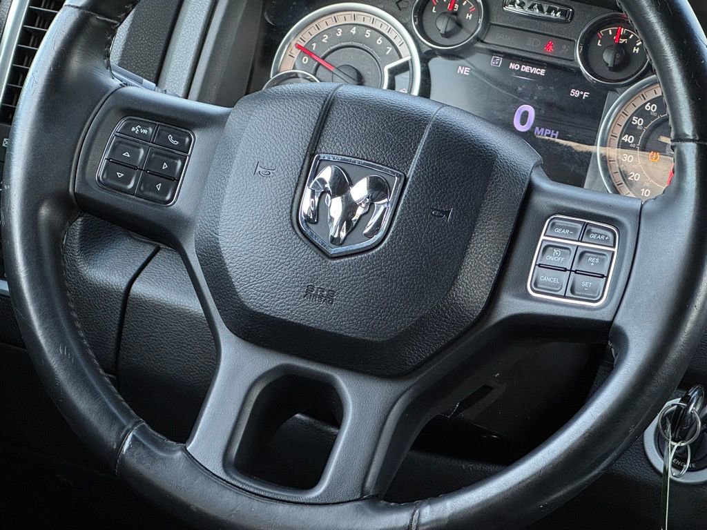 Used 2017 RAM 1500 Big Horn RWD image 32