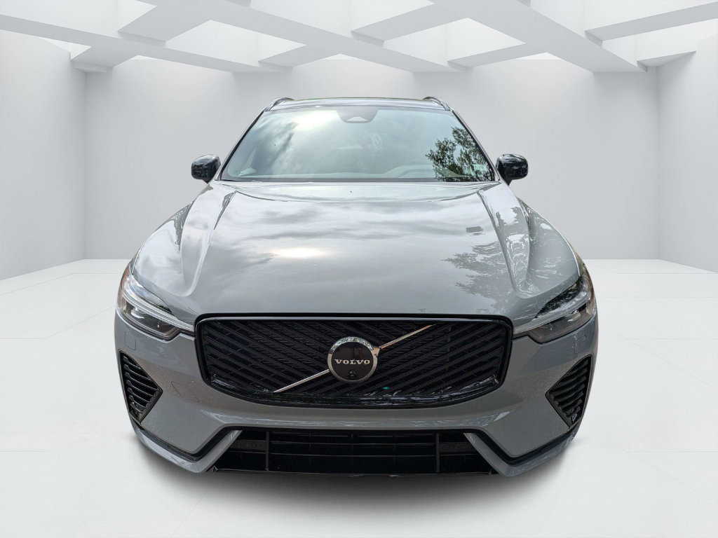 New 2026 Volvo XC60 T8 Plus w/ Protection Package Premier AWD/4WD image 8