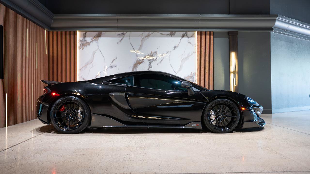 Used 2019 McLaren 600LT RWD image 8