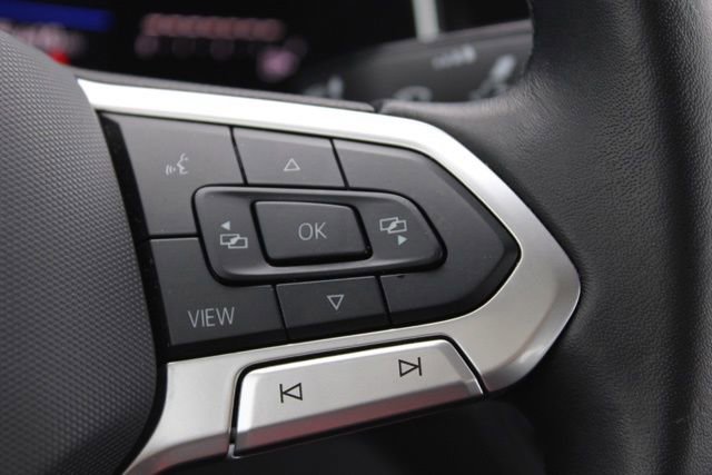 Used 2024 Volkswagen Jetta SE image 25