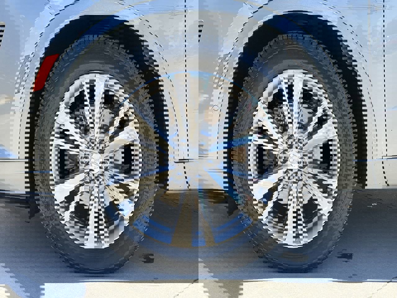 Certified 2023 Cadillac XT6 Premium Luxury w/ Technology Package image 10