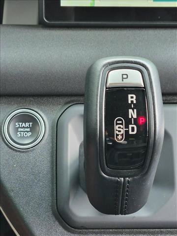 Used 2022 Land Rover Defender 110 X-Dynamic SE AWD/4WD image 12