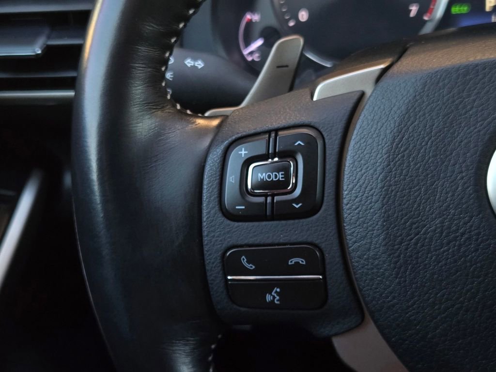 Used 2017 Lexus IS 300 AWD w/ Navigation System Package image 27