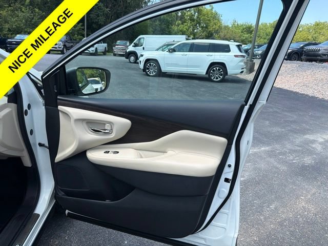 Used 2023 Nissan Murano Platinum w/ Cargo Package AWD/4WD image 18