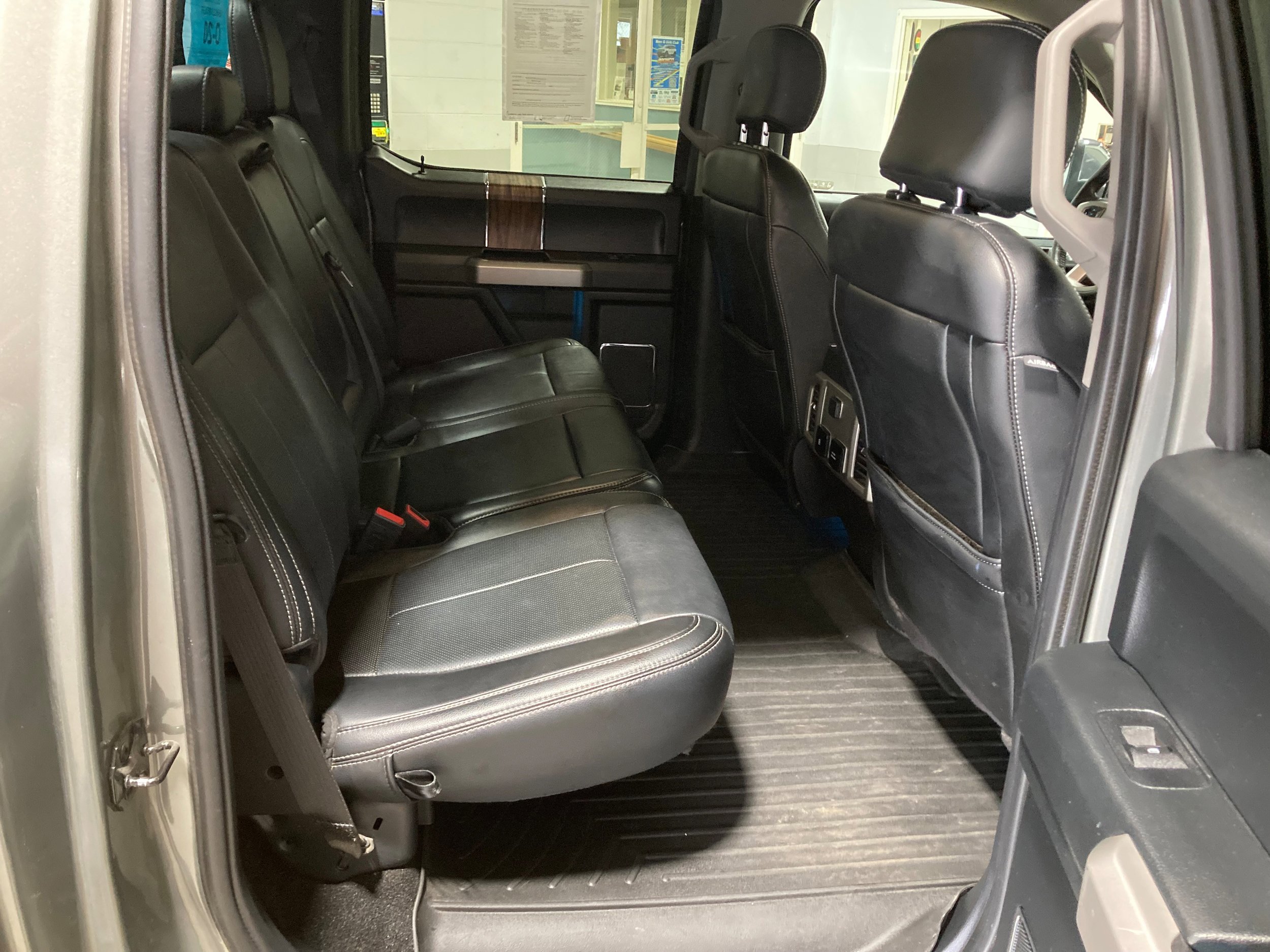 Used 2019 Ford F150 Lariat AWD/4WD image 8