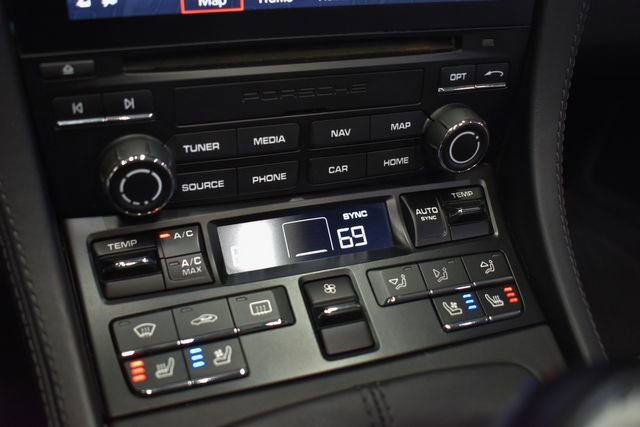 Used 2018 Porsche 718 Boxster GTS image 18