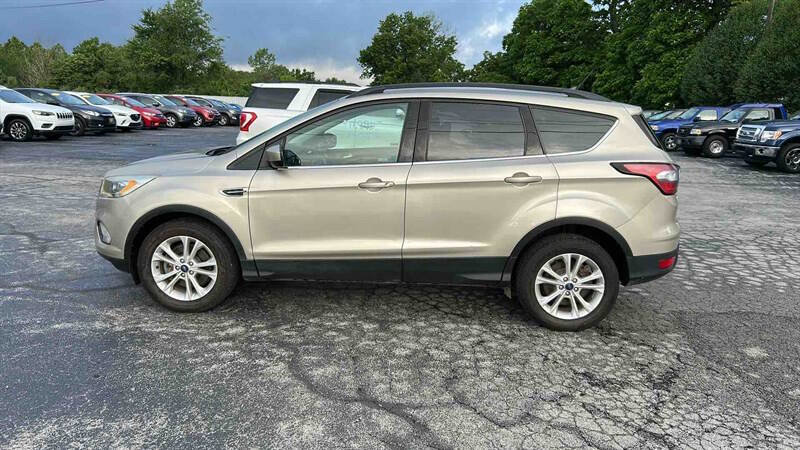Used 2018 Ford Escape SEL image 5
