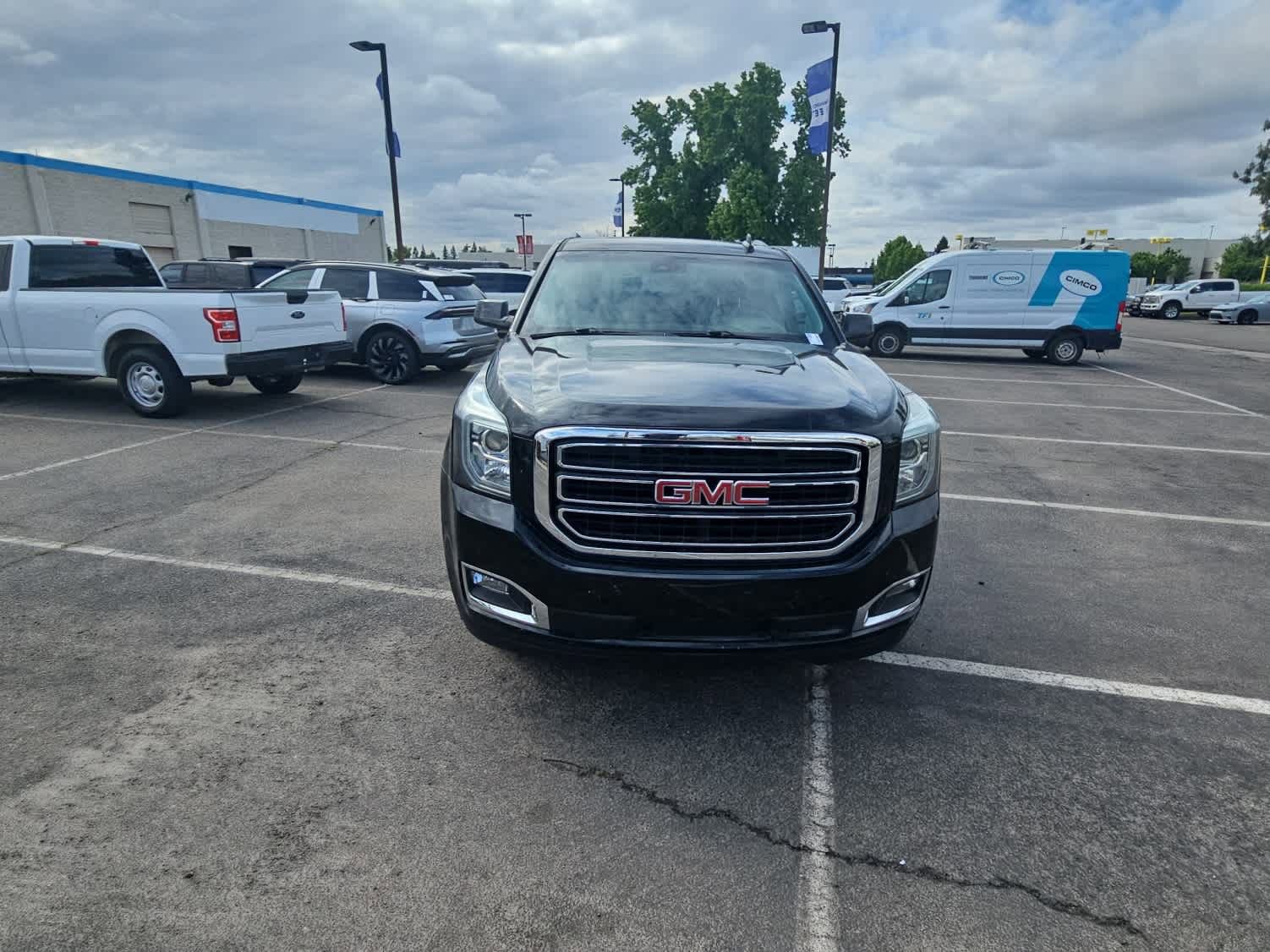 Used 2019 GMC Yukon SLT image 4