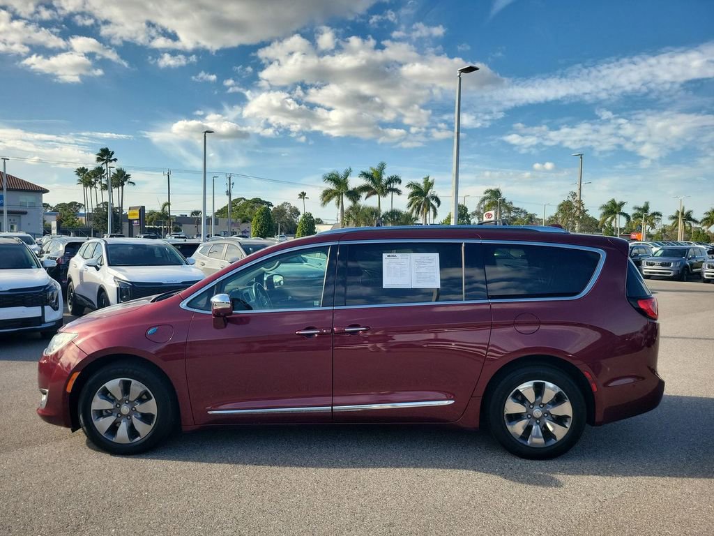Used 2018 Chrysler Pacifica Limited w/ Advanced Safetytec Group image 8