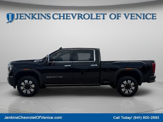 Used 2025 GMC Sierra 2500 Denali w/ Denali Reserve Package AWD/4WD image 10