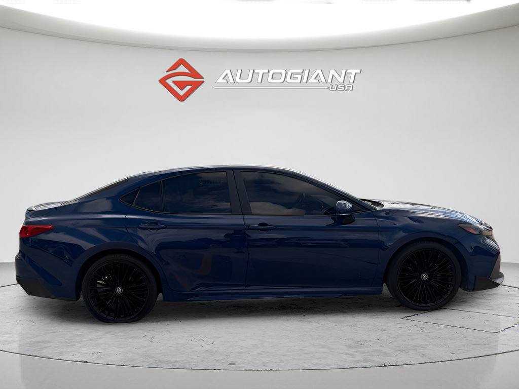 Used 2026 Toyota Camry SE FWD image 13