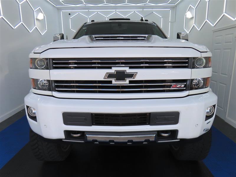 Used 2019 Chevrolet Silverado 2500 LTZ w/ Duramax Plus Package AWD/4WD image 3