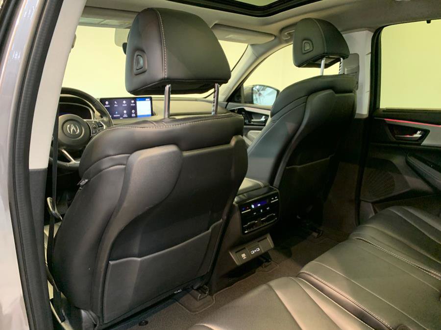 Used 2023 Acura MDX w/ Technology Package AWD/4WD image 41