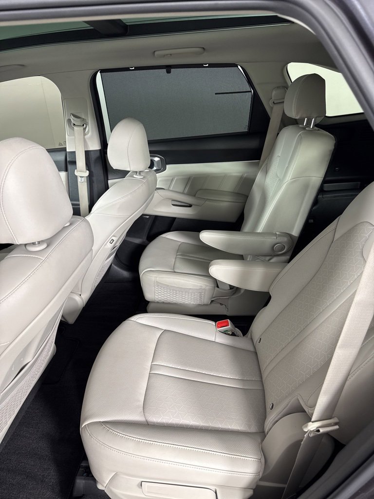 Used 2023 Kia Sorento SX Prestige w/ Panoramic Sunroof Package image 29