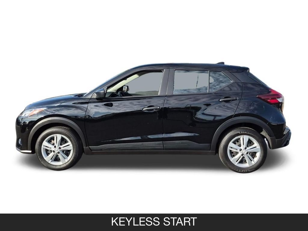 Used 2025 Nissan Kicks Play S FWD image 5