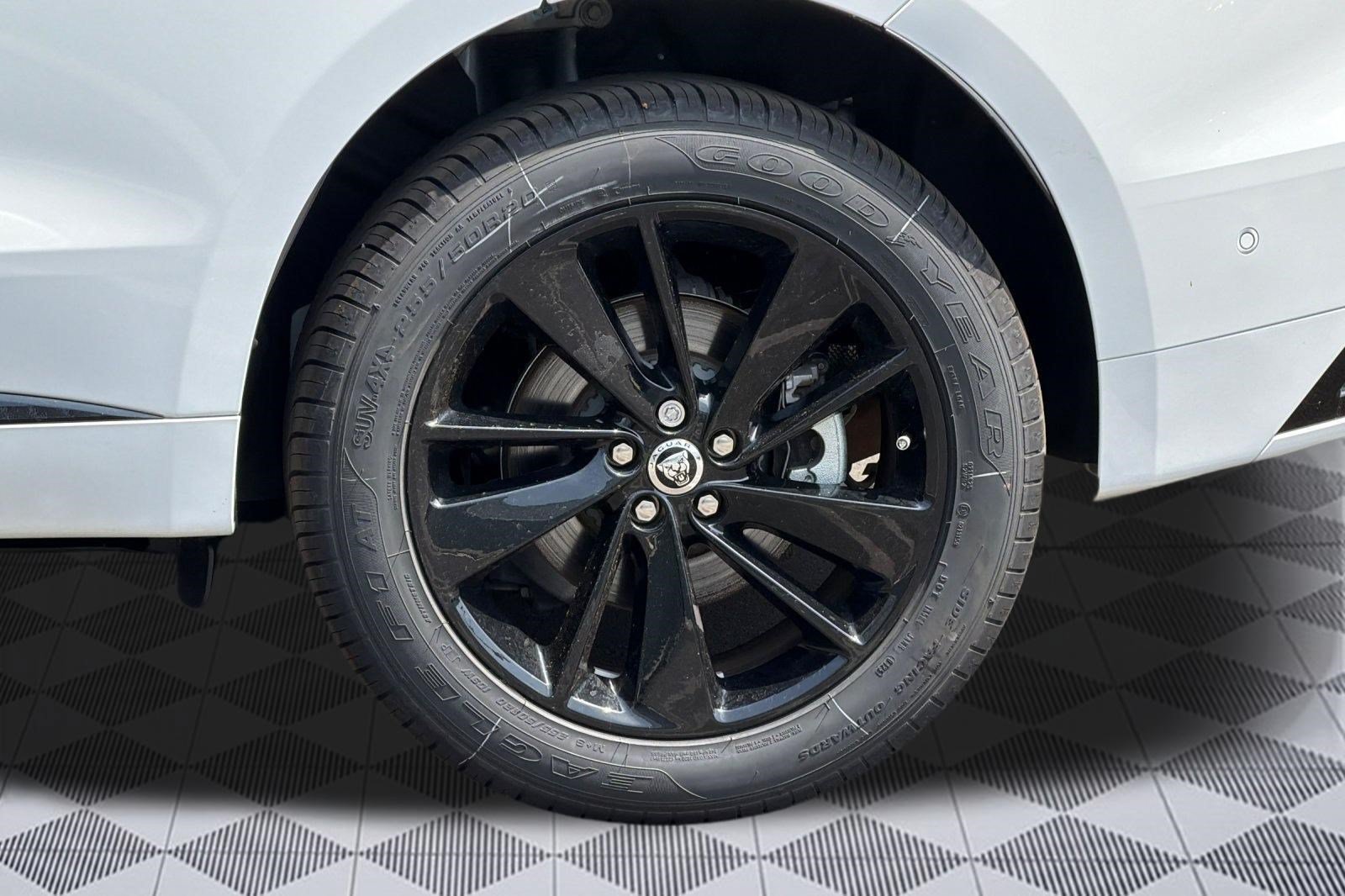 New 2026 Jaguar F-PACE R-Dynamic S AWD/4WD image 12
