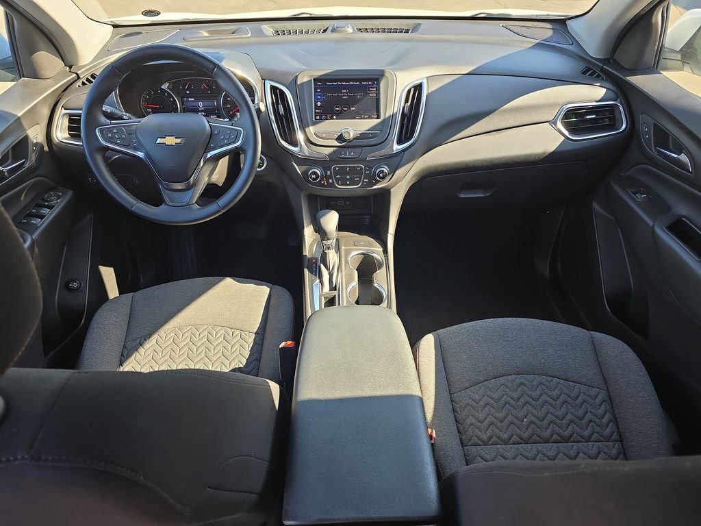 Used 2024 Chevrolet Equinox LT FWD image 28