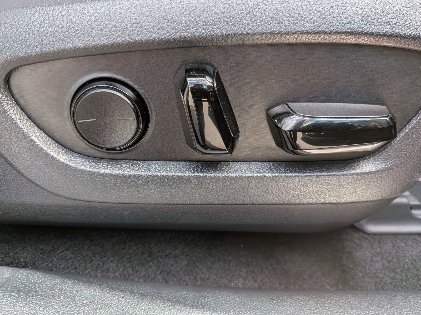 Used 2024 Lexus RX 350 Premium w/ Convenience Package image 39