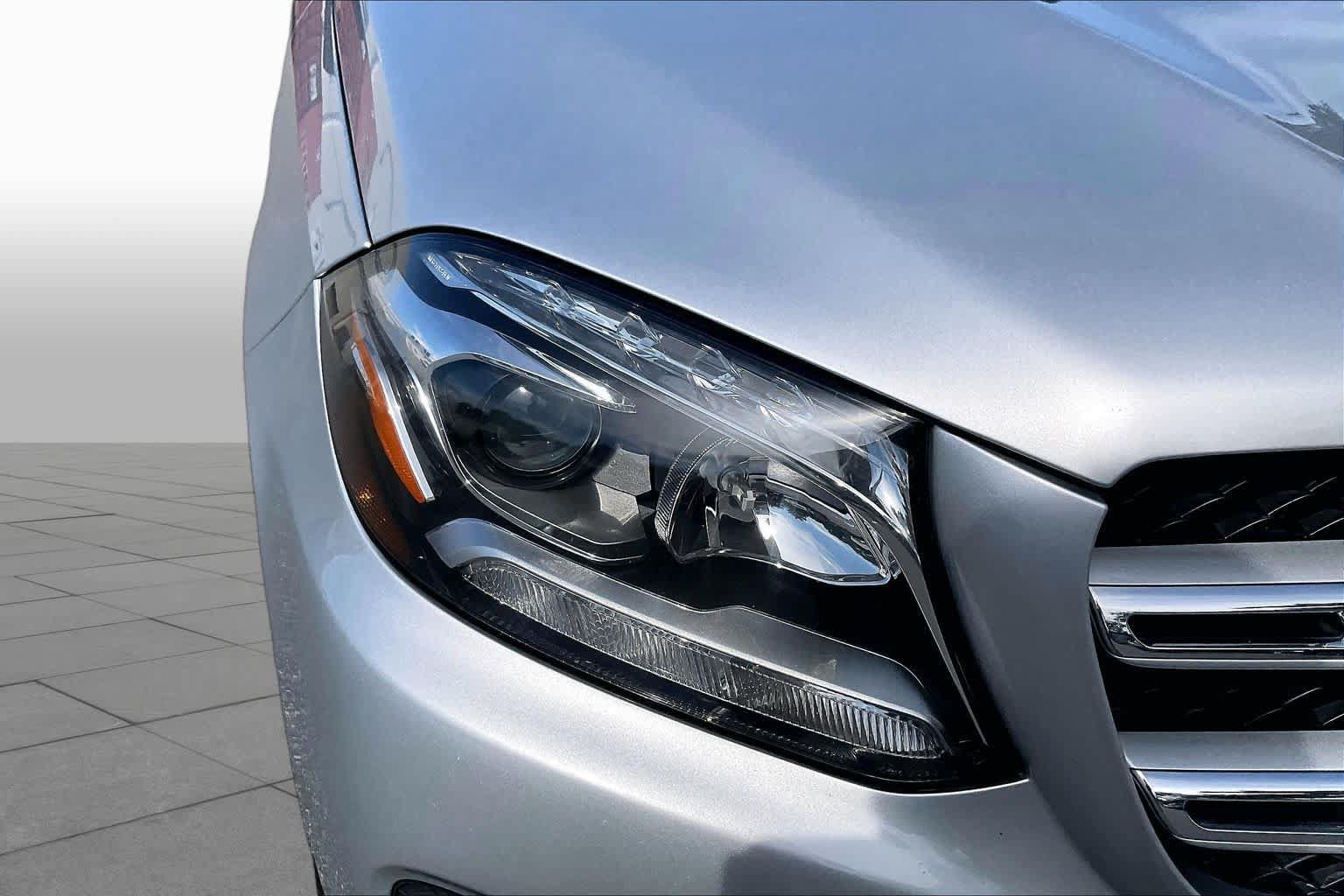 Used 2017 Mercedes-Benz GLS 450 4MATIC image 29