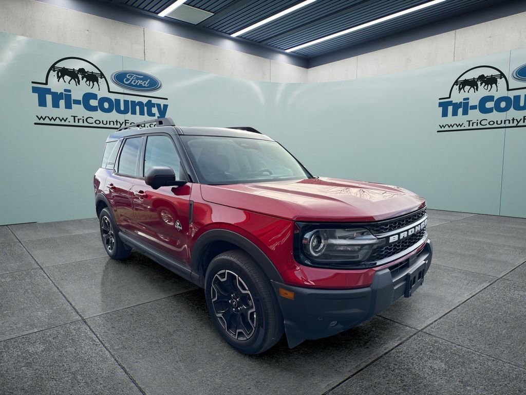 Used 2025 Ford Bronco Sport Outer Banks w/ Outer Banks Tech Package+ image 3