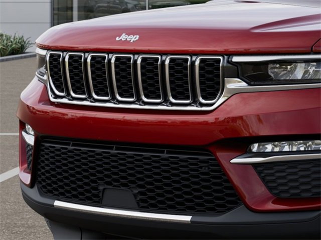 New 2025 Jeep Grand Cherokee Limited w/ Trailer Tow Package image 11