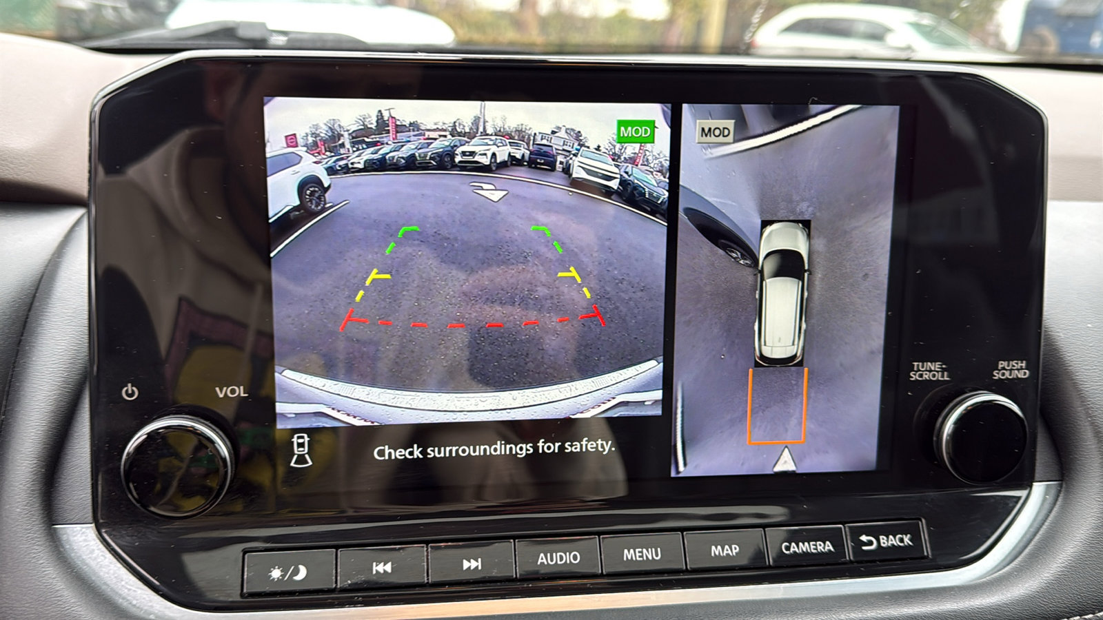 Certified 2022 Nissan Rogue Platinum w/ Head-Up Display Package image 14